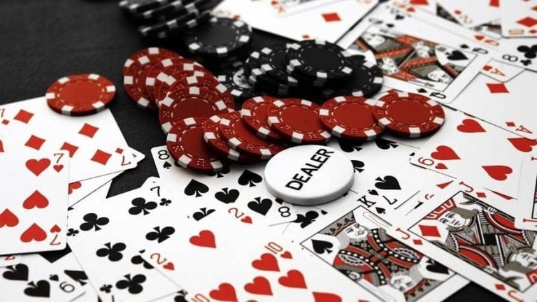 goodshal အွန်လိုင်း စလော့ Asia Theme Dragon Fortune Myanmar ကစားသမားများ Online Slots ဂိမ်း ကစားနေသောမြင်ကွင်း